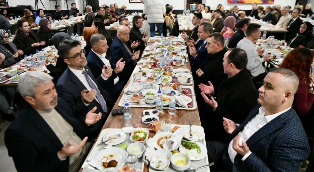 KALE GRUBU İFTAR SOFRASINDA BİNLERİ BULUŞTURDU