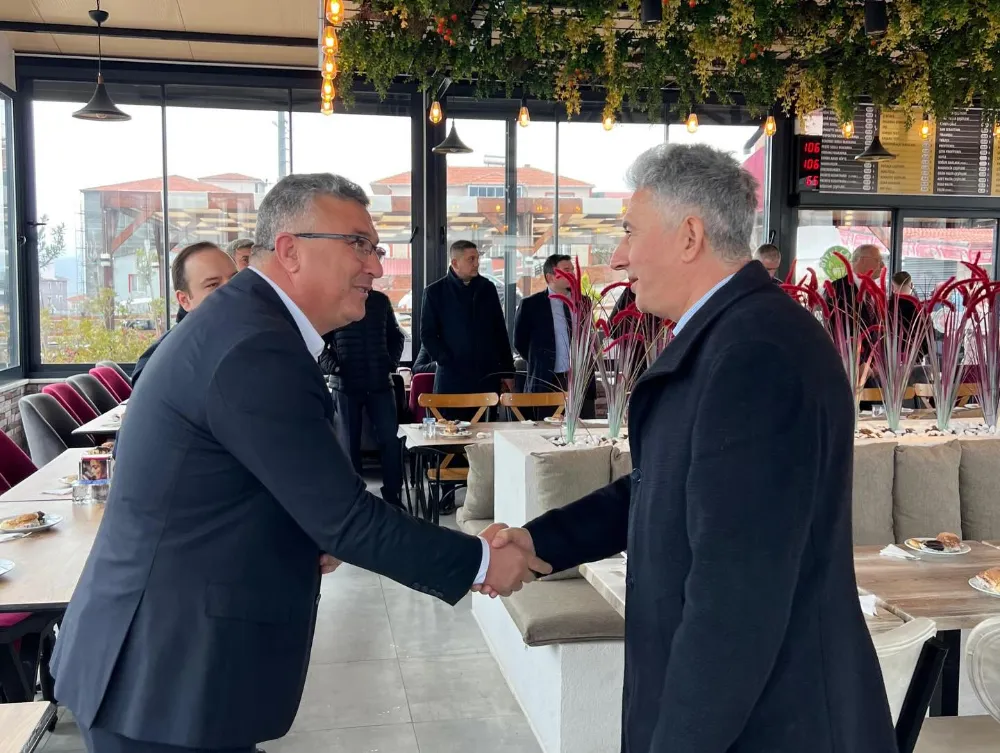 AYVACIK’TA BAYRAM COŞKUSU