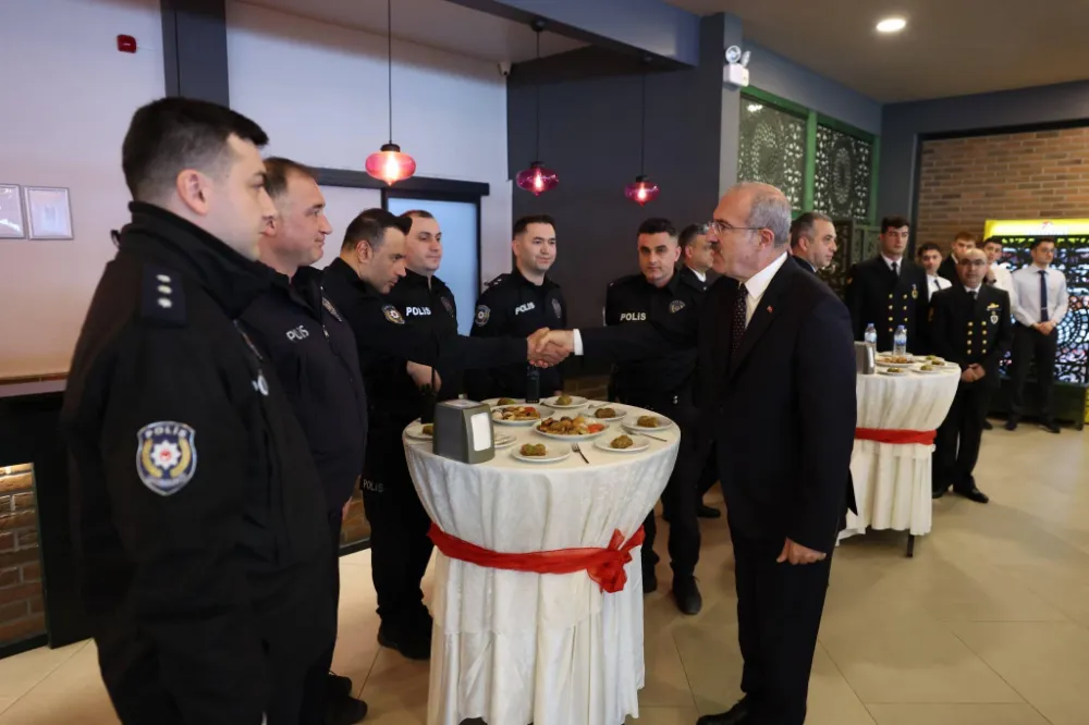 ÇANAKKALE’DE RESMİ BAYRAMLAŞMA